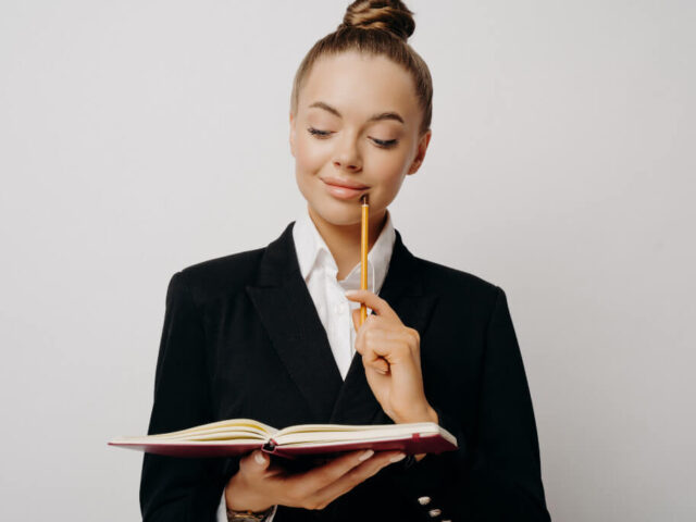 How To Find A Book Editor: A Complete Guide